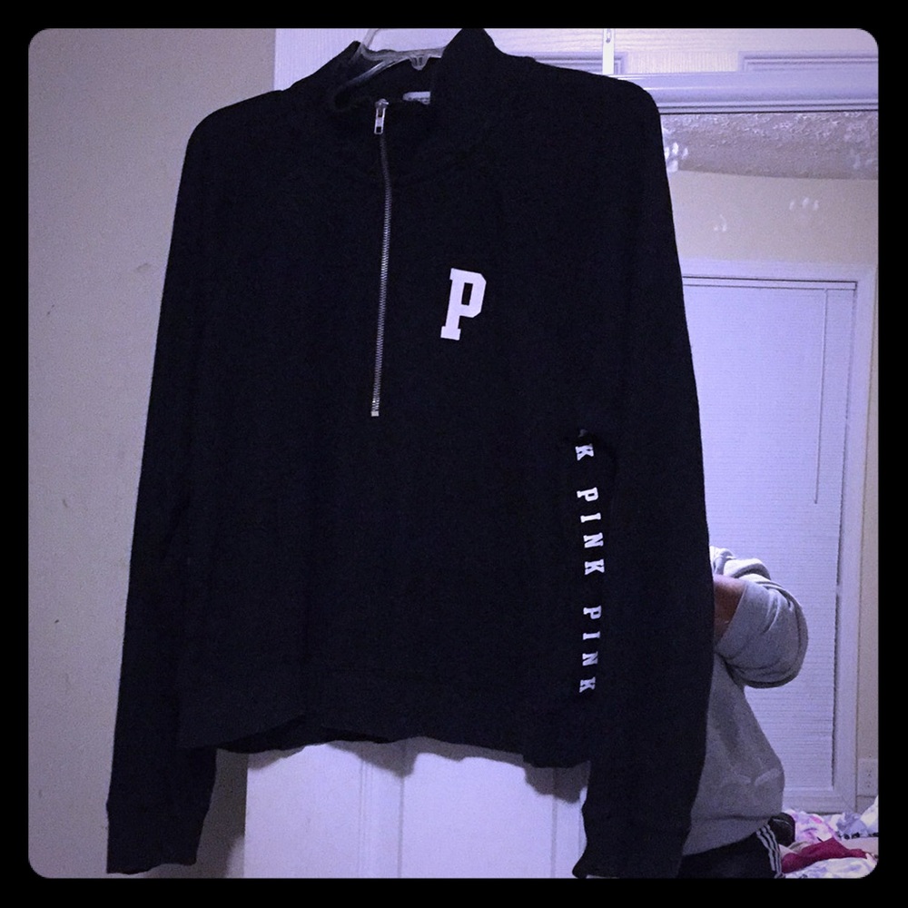 VS Pink - Black and White Pullover